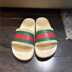 Gucci slides